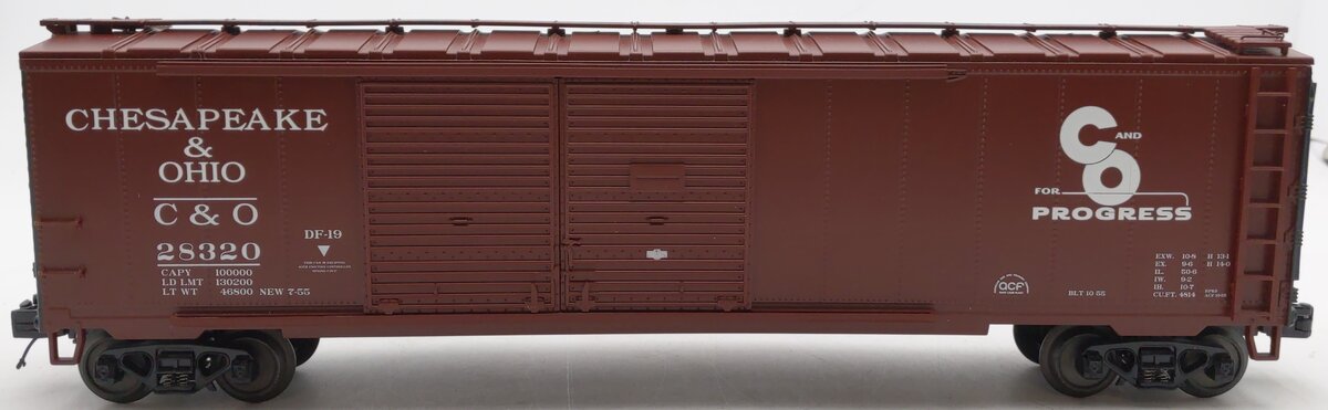 MTH 20-93344 O Gauge Chesapeake & Ohio Double Door 50' Box Car #28320 EX/Box