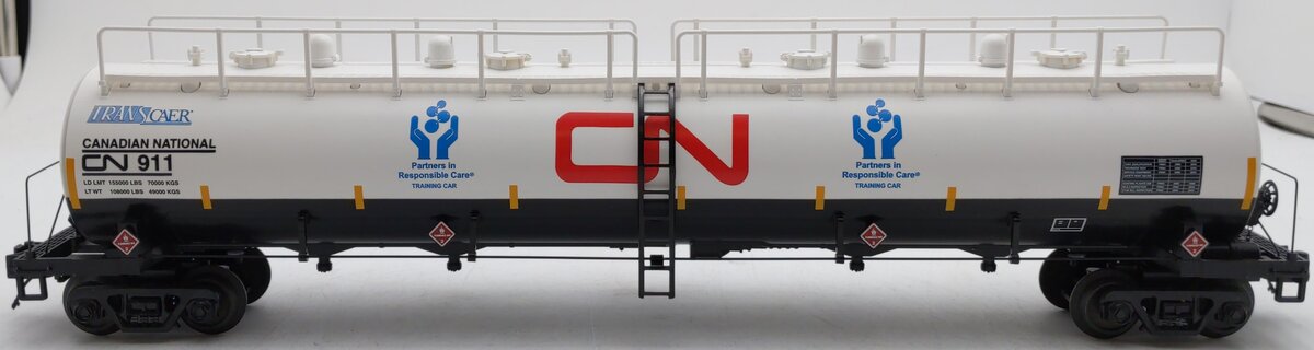 MTH 20-96204 O Gauge Canadian National 20K Gal 4-Comp Tank Car #911 EX/Box