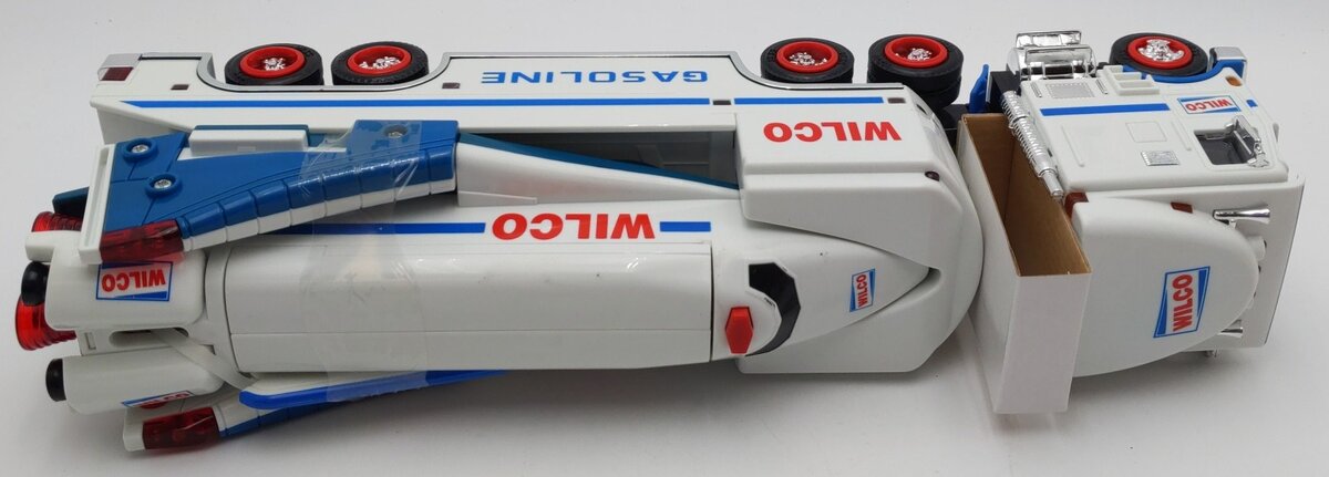 Wilco 2000 1:64 Scale Toy Truck and Space Shuttle EX/Box