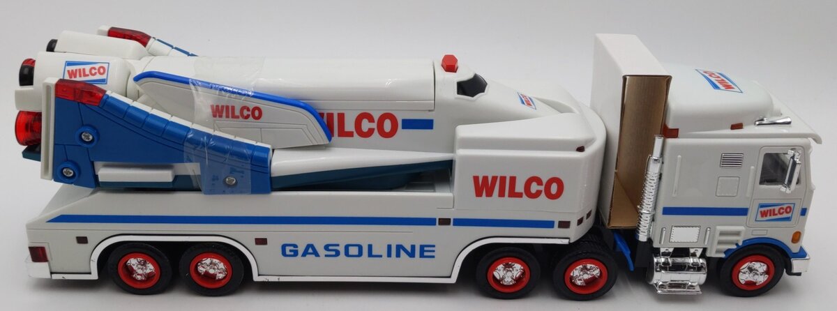 Wilco 2000 1:64 Scale Toy Truck and Space Shuttle EX/Box