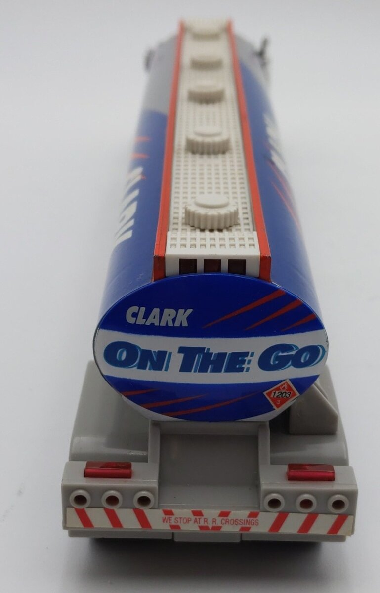 Clark 1995 Clark Diecast 1/64 Scale Limited Edition Toy Tanker Truck EX/Box