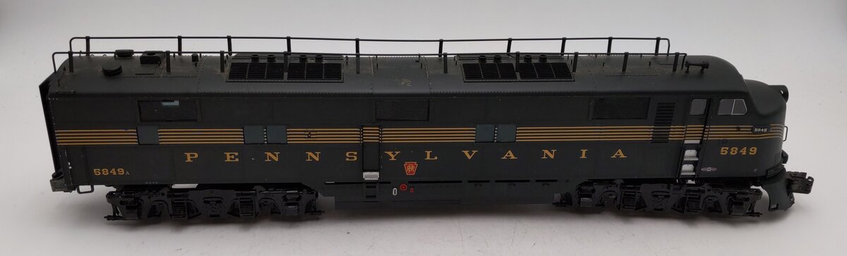 Lionel 6-34532 O Gauge Pennsylvania E-7 A Diesel Locomotive Powered #5849 EX/Box