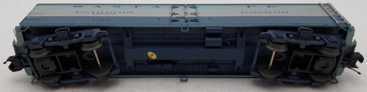MTH 20-94178 Santa Fe Blue R50B Express Reefer Car EX/Box