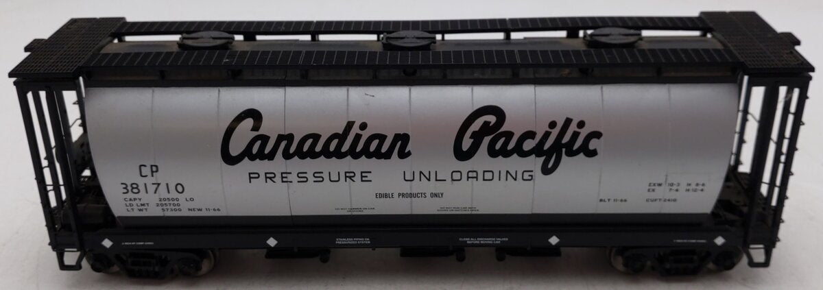 MTH 20-97604 Canadian Pacific 3-Bay Cylindrical Hopper Car #381710 EX