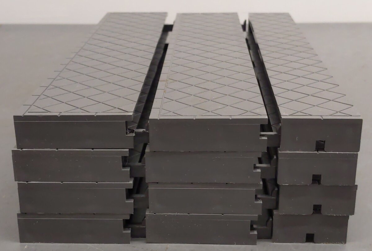 LGB 5034 G Scale Gray Plastic Platform Set EX/Box
