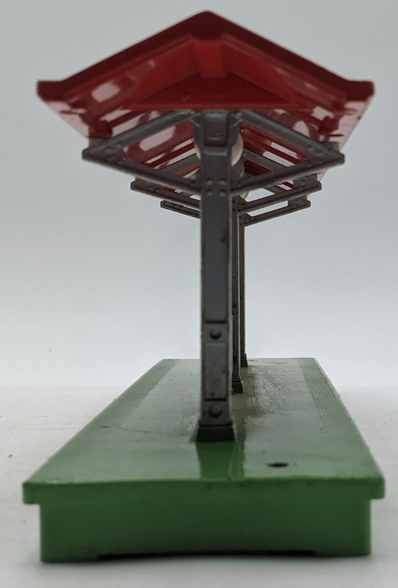 Lionel 156 Vintage O Lighted Station Platform VG