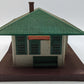 Lionel 132 Vintage O Illuminated Automatic Stop Station VG