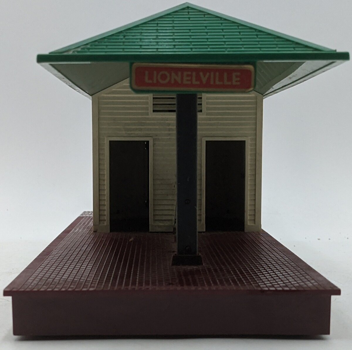 Lionel 256 Vintage O Illuminated Freight Station VG