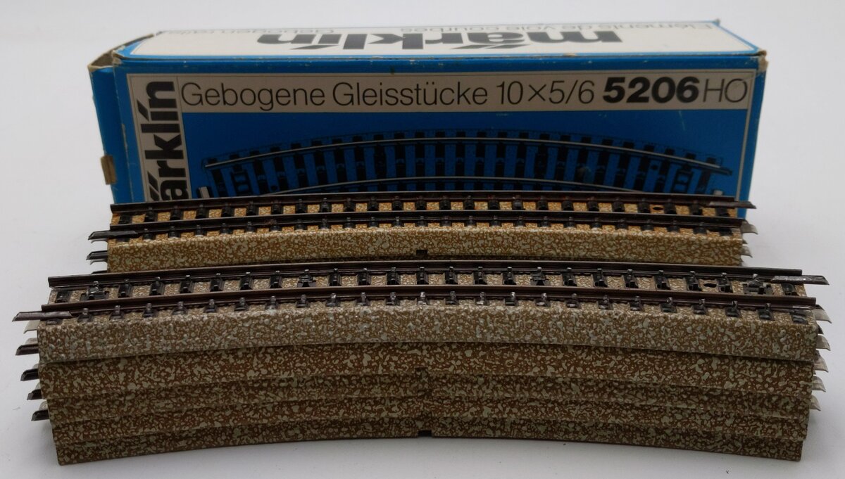 Marklin 5206 HO Scale Curved Track Sections (10) VG/Box