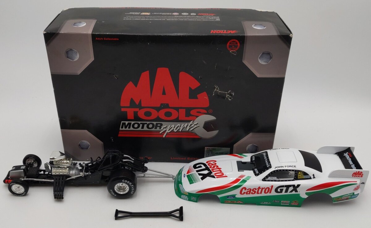 Mac Tools John Force 1997 Castrol GTX Mustang Funny Car 1:24 Scale EX/Box