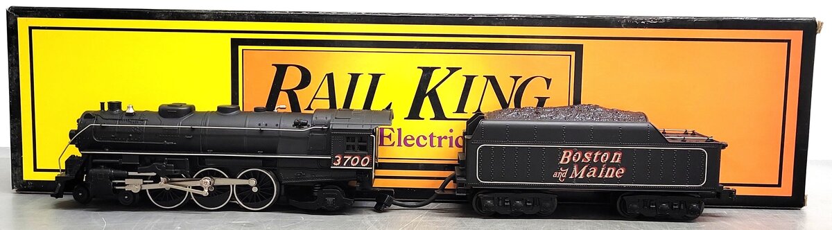 MTH 30-1122-1 O Gauge Custom B&M 4-6-2 Steam Locomotive & Tender w/PS1 #3700 EX/Box