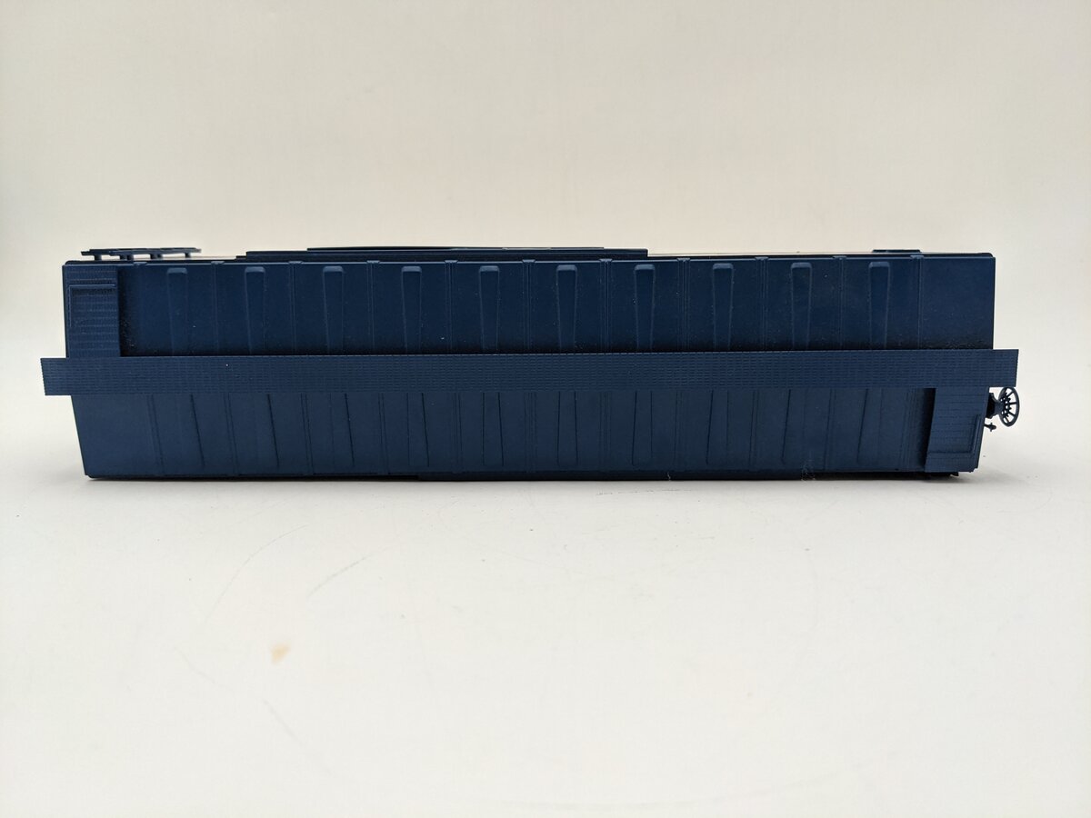 Weaver FMCO11 O Gauge Budweiser Racing Bill Elliott Boxcar VG