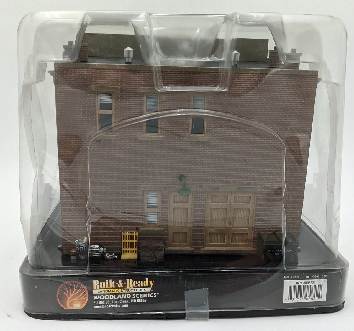 Menards Woodland Scenics BR5821 O Scale Eau Claire General Store LN/Box