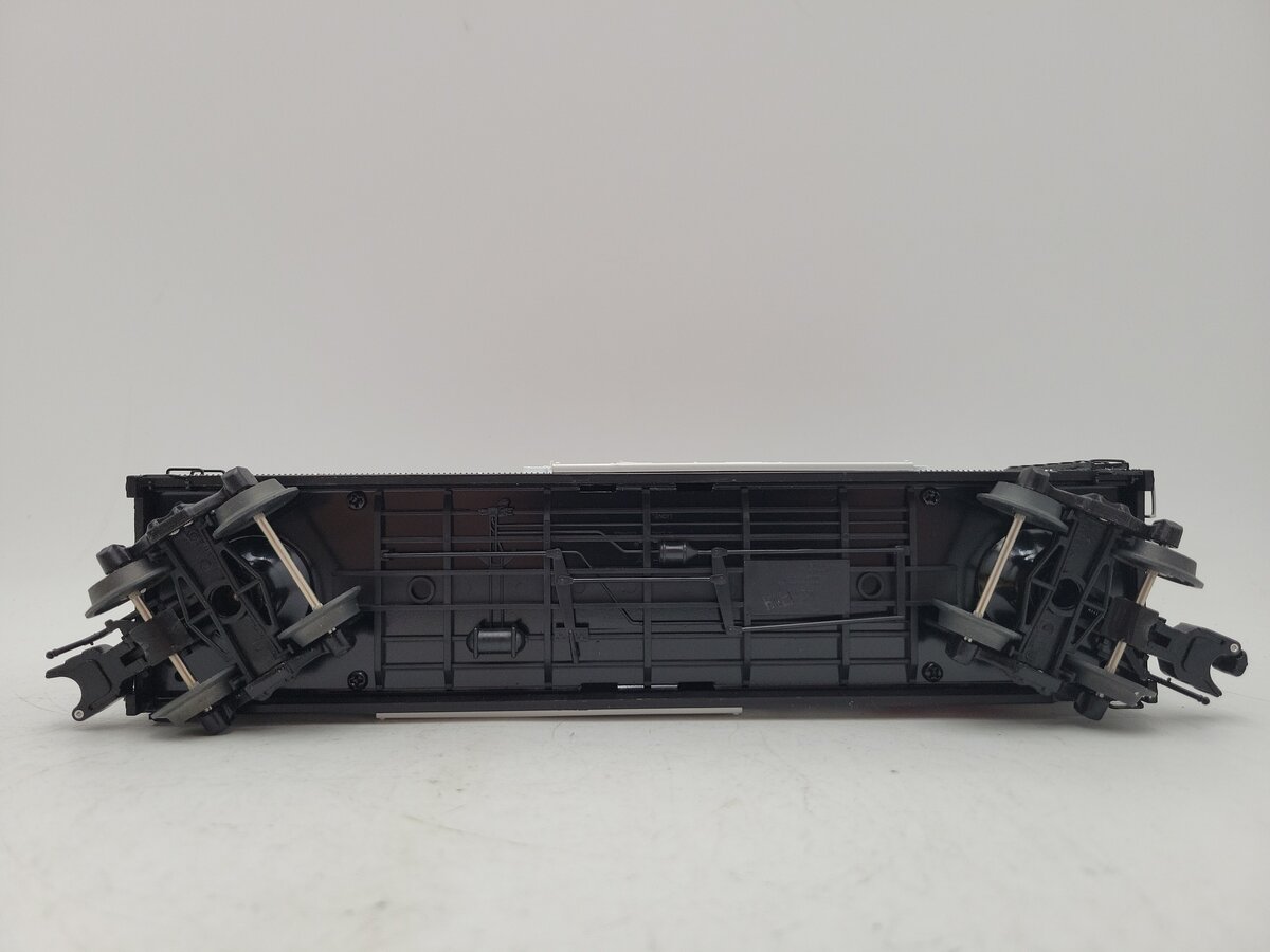 Lionel K-Line 6-22680 O Gauge New Haven Yankee Clipper Boxcar #31107 LN/Box