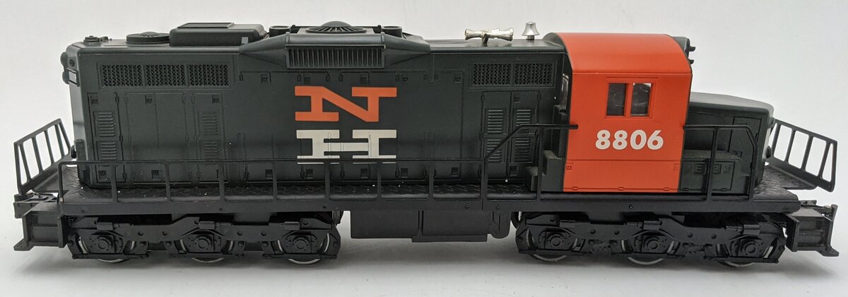 Lionel 6-18806 O Gauge New Haven SD-18 Powered Diesel Locomotive #8806 LN/Box