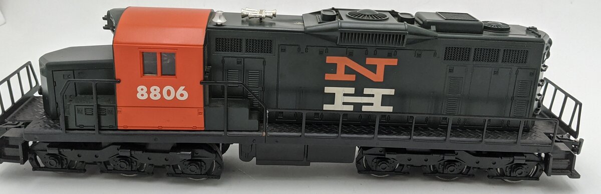 Lionel 6-18806 O Gauge New Haven SD-18 Powered Diesel Locomotive #8806 LN/Box