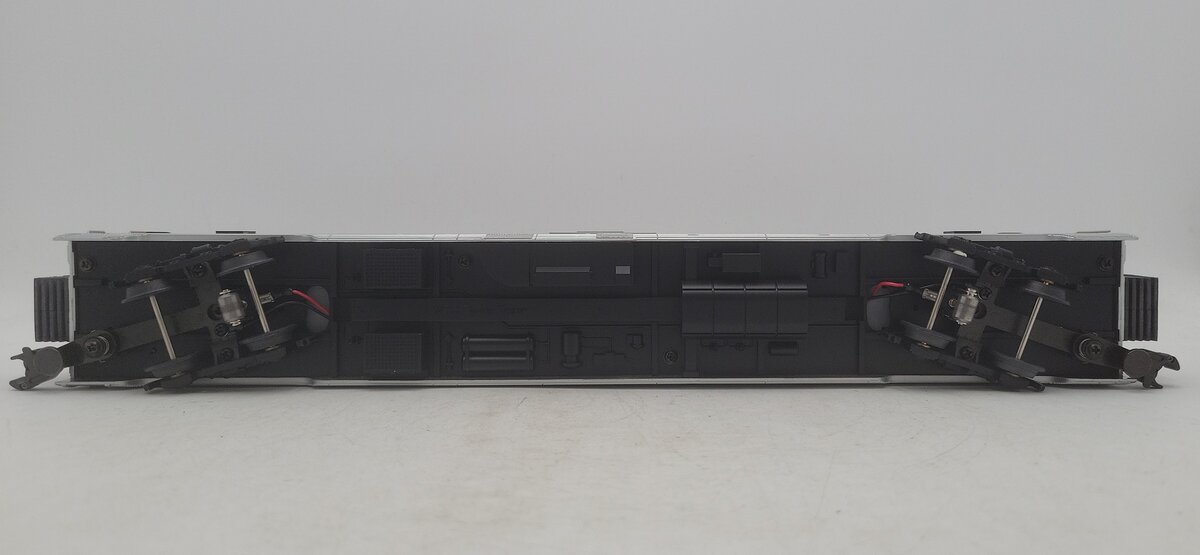 MTH 20-6525 O Gauge New Haven 70‘ ABS Passenger Car #8701 EX/Box