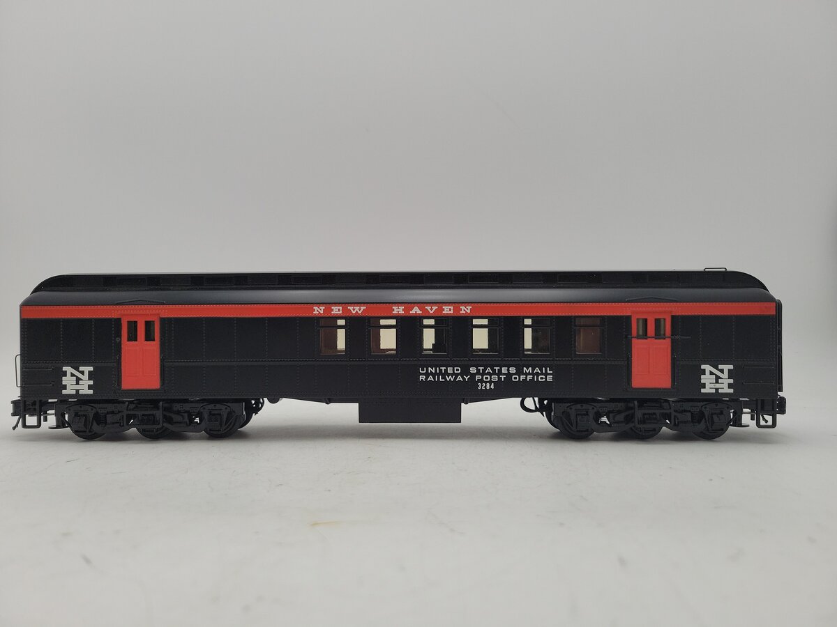 Atlas 2001403-1 O Gauge New Haven 60' RPO Coach #3284 (3-Rail) VG