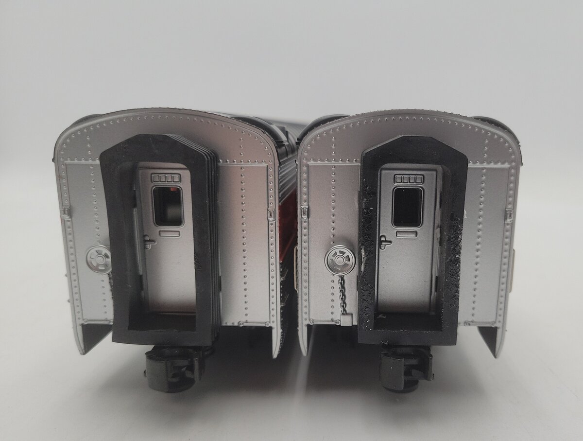 MTH 20-6625 O Gauge New Haven 70' Streamlined ABS Ribbed Sleeper/Diner EX/Box