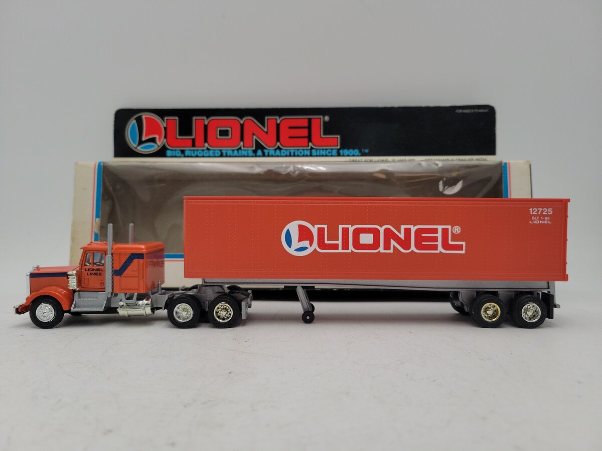 Lionel 6-12725 O Lionel Tractor and Trailer #12725 VG/Box