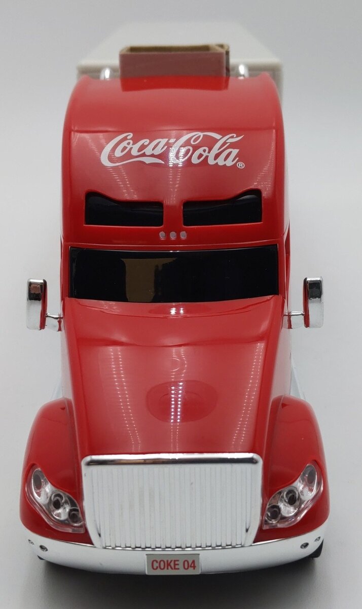 Coca-Cola 47242 Semi Truck Mickey Mouse Tour Carrier 2004 EX/Box