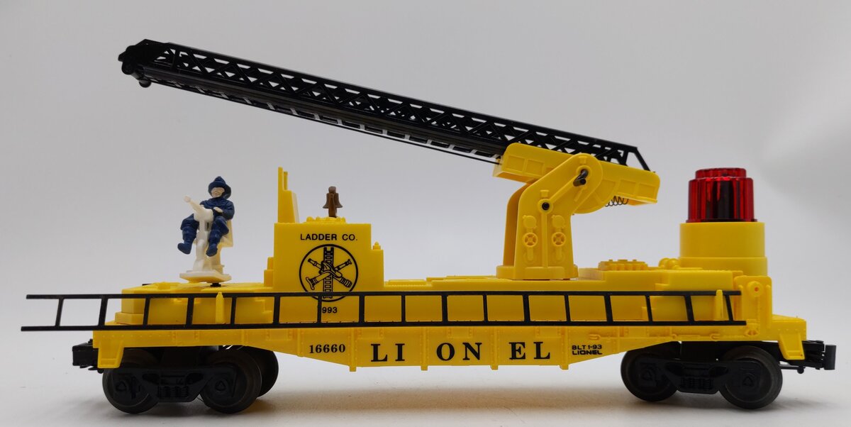 Lionel 6-16660 O Gauge Lionel Operating Fire Car With Ladders (Yellow) LN/Box