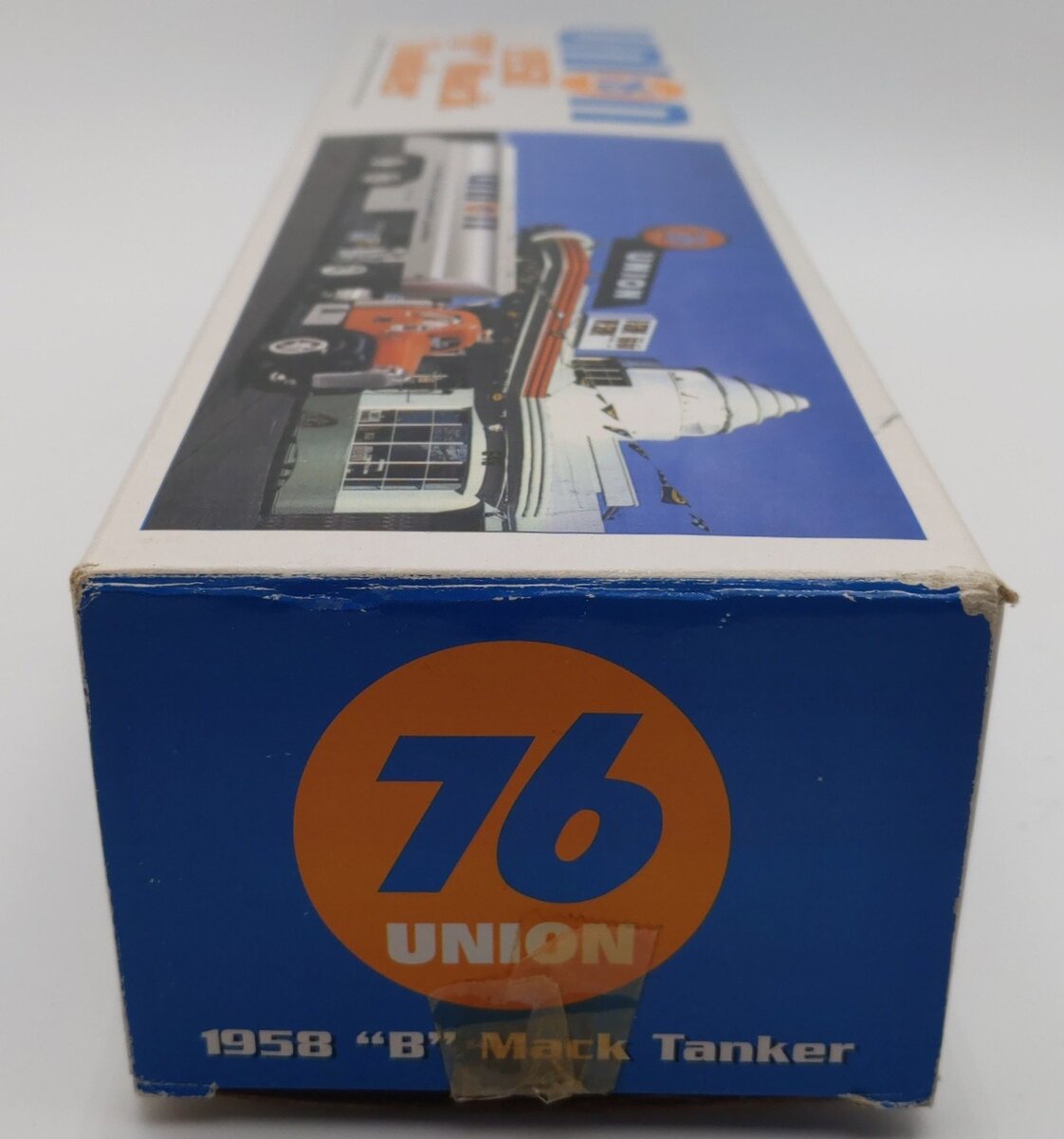 JMT Replicas Union 76 1958 Mack Model B Tanker Truck Bank 1:43 Diecast EX/Box