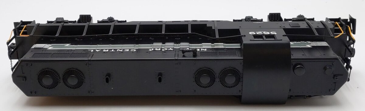 MTH 30-2722-1 O Gauge New York Central GP-7 Diesel Engine #5629 with PS2 LN/Box