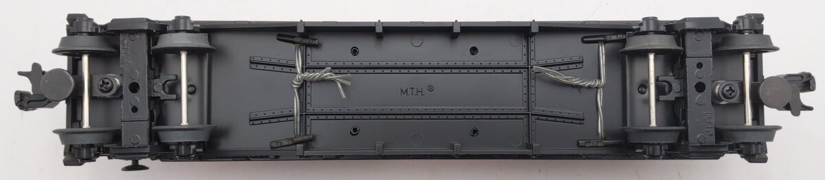 MTH 30-7681 O Gauge MTH Transport Flatcar with Ertl '51 Panel Vans EX/Box