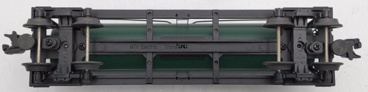 MTH 30-7307 O Gauge Chicago & Northwestern Semi-Scale Tank Car #32308 EX/Box