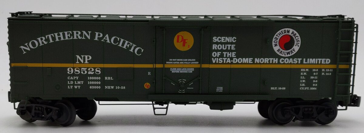 Lionel 6-17725 O Gauge Northern Pacific Steel-Sided Reefer LN/Box