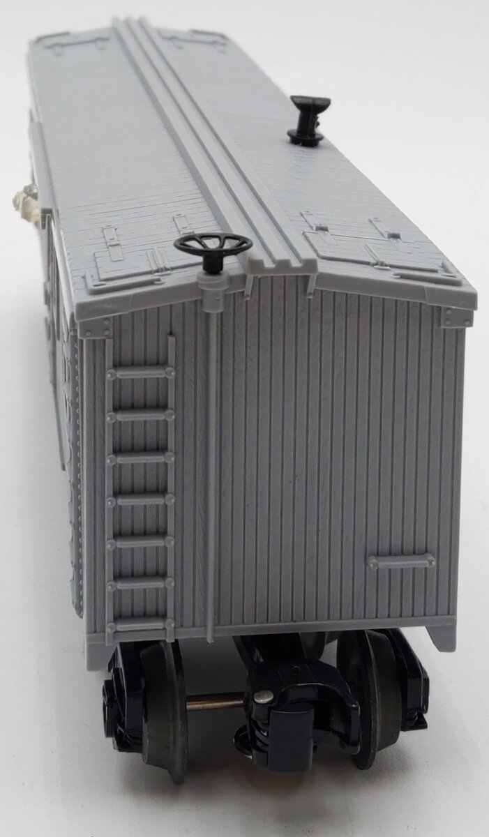 Lionel 6-5735 O Gauge New York Central Wood-Sided Bunk Car #5735 LN/Box