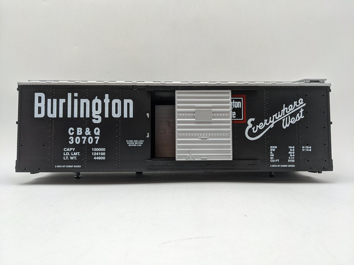 USA Trains R19043B G Burlington Simulated Steel Box Car (Black/Silver) #30707 EX/Box