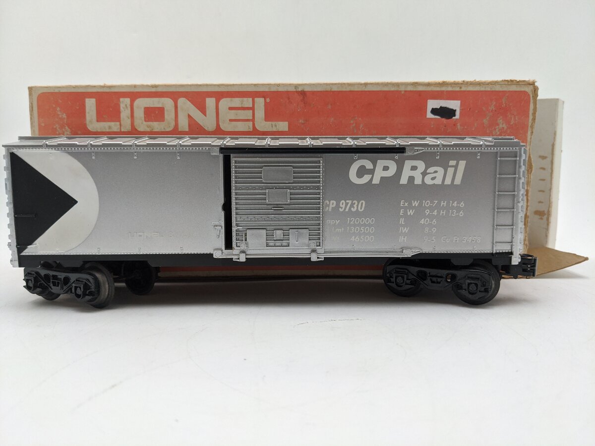 Lionel 6-9730 O Gauge CP Rail Boxcar - White Letter Version EX/Box