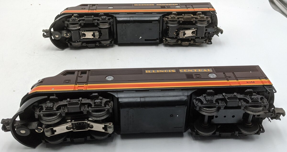Lionel O Scale Illinois Central AB Diesel Locomotive Set Custom