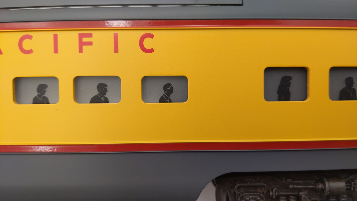 Lionel 6-19121 O Gauge Union Pacific Aluminum Vista Dome Passenger Car EX/Box