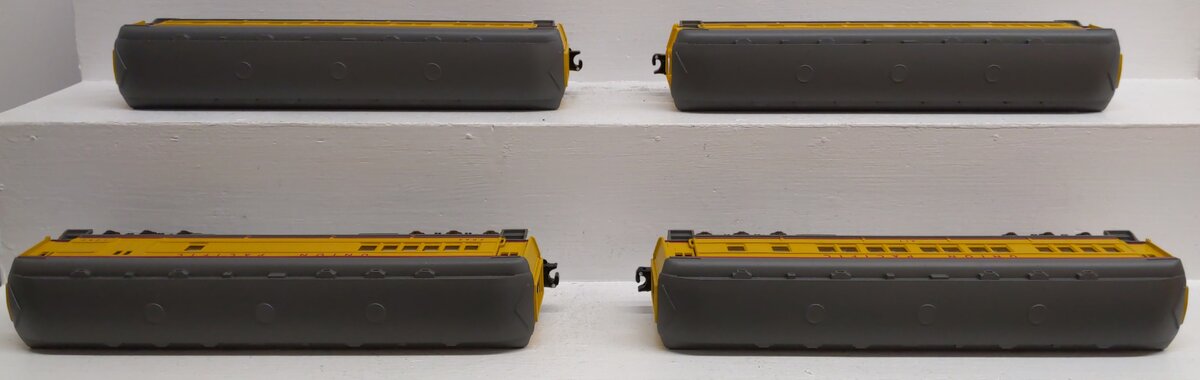 Lionel 6-25164 O Gauge Union Pacific 4-Car Madison Passenger Cars LN/Box
