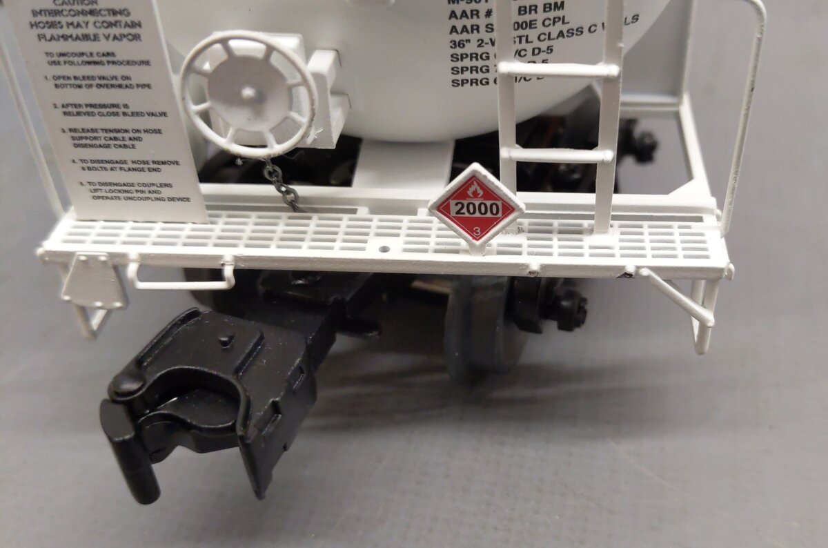 Lionel 6-29771 O CN TankTrain Tank Cars (Set of 2) EX/Box