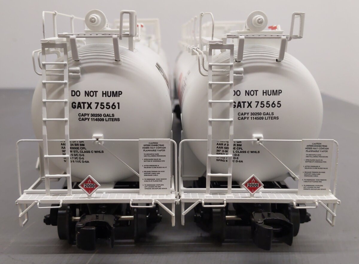 Lionel 6-29771 O CN TankTrain Tank Cars (Set of 2) EX/Box