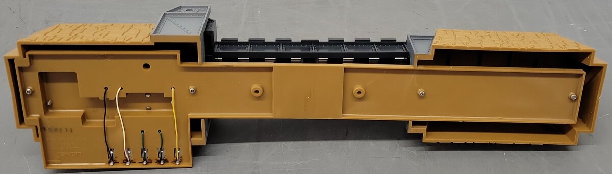 Lionel 6-2317 O Operating Drawbridge EX/Box
