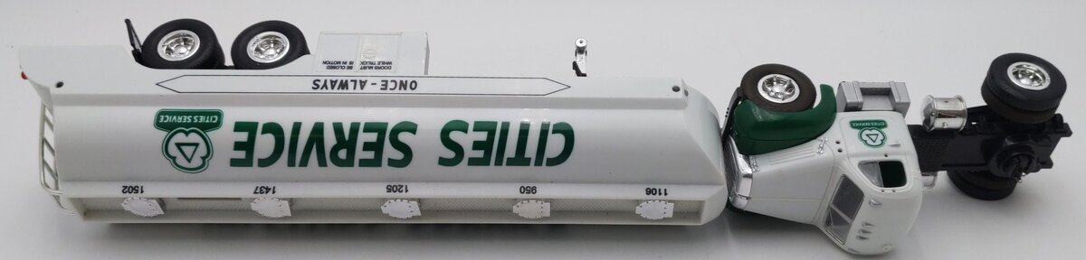 JMT 1960 Mack B Model Cities Service Tanker Truck Semi 1:43 Scale EX/Box