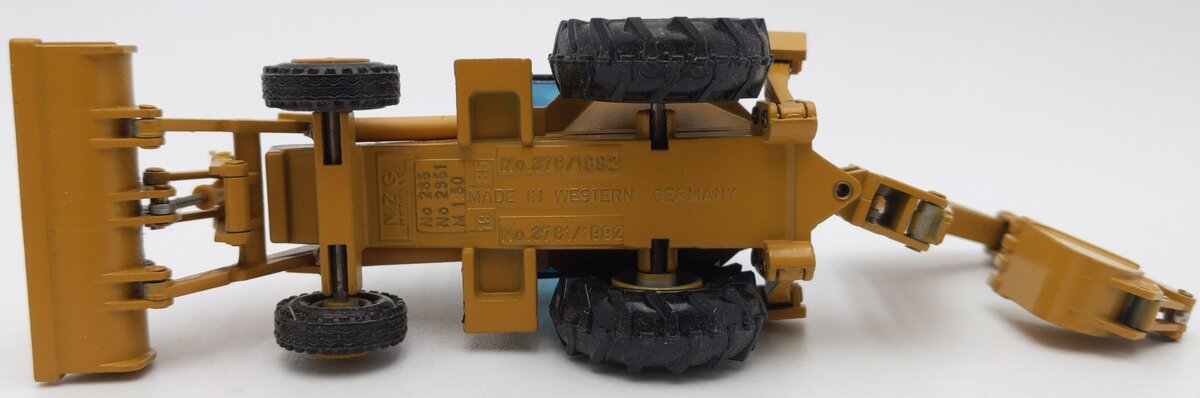 NZG 2851 1:50 Scale Diecast Caterpillar 416B Backhoe Loader EX/Box