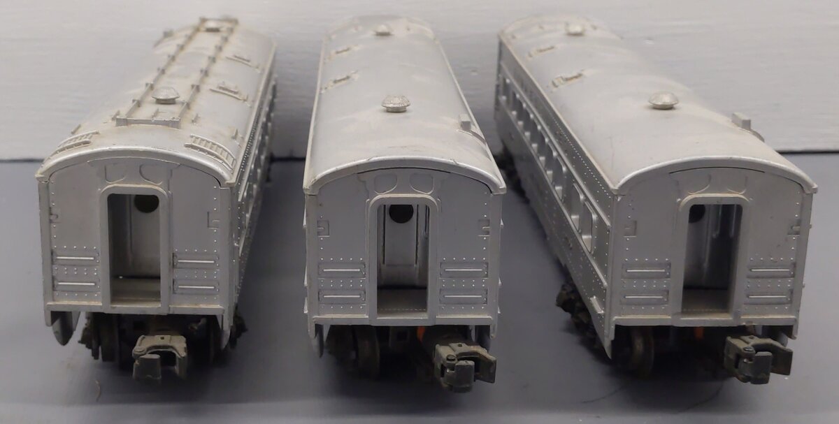 Lionel O Gauge Vintage Lionel Lines Passenger Cars #2421,2422,2423 [3] VG