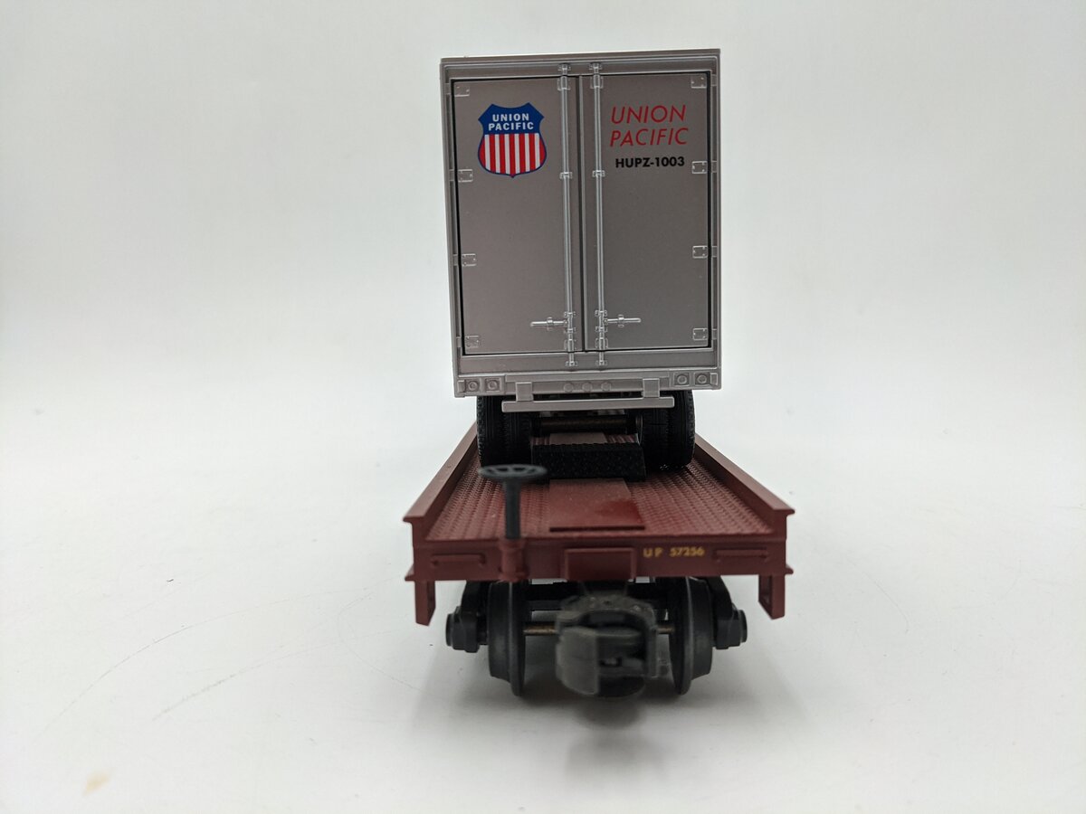 MTH 20-98107 O Gauge Union Pacific Flatcar w/2 Short Trailers #57256 VG