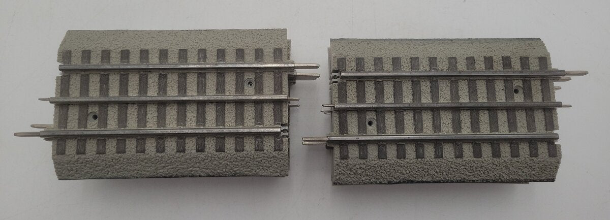 Lionel 6-12024 O Gauge FasTrack 5"Straight Track Section (8) VG