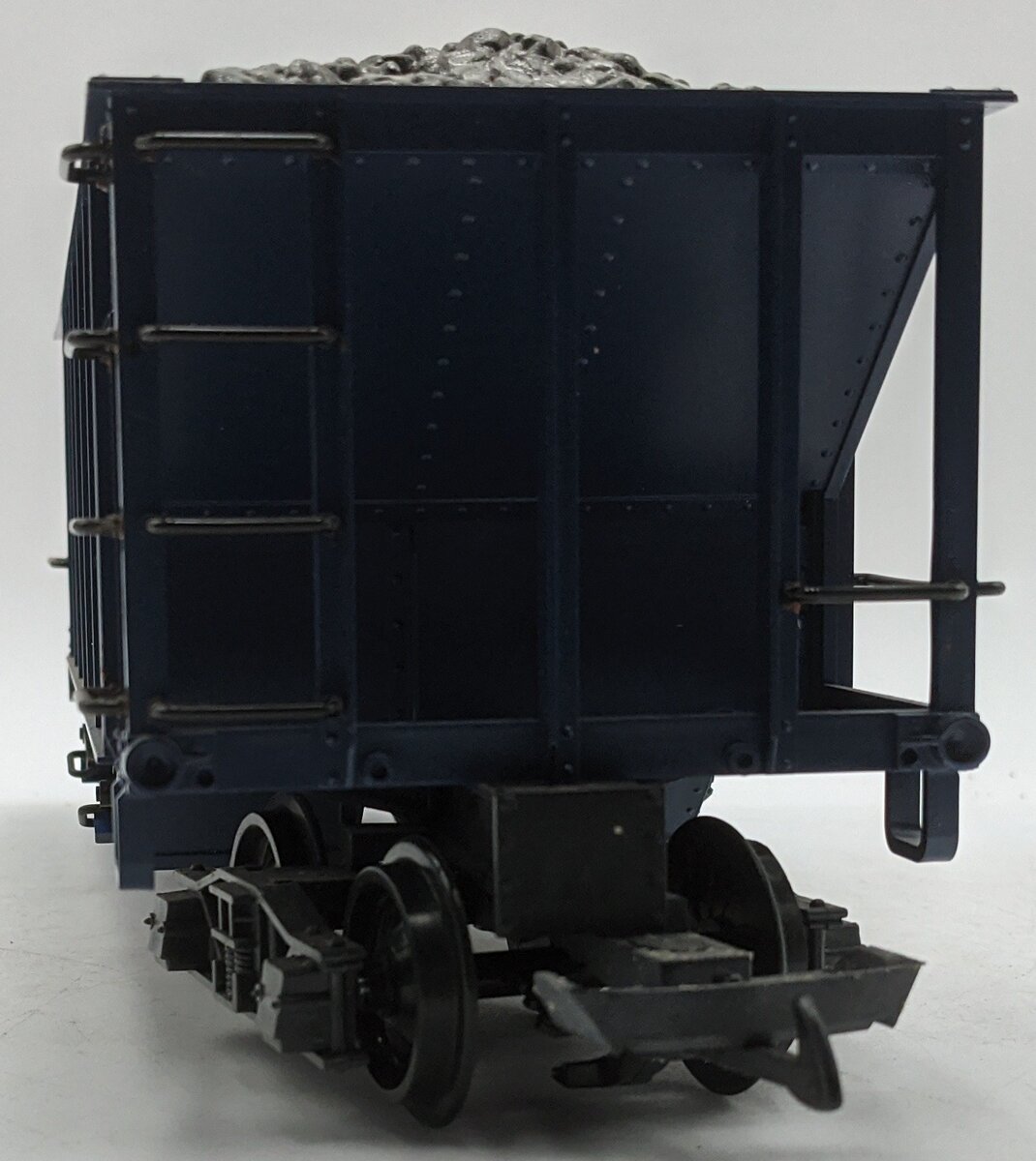 LGB 4976 G Scale Santa Fe 2-Bay Hopper NIB
