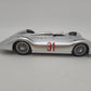 Revell AG2001 1:18 Scale Audi 31 Auto Union Type C Stromlinie Racing Car #31 EX