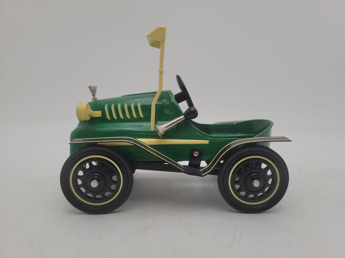 Hallmark Garton Tin Lizzie Green & Yellow Classic Kiddie Pedal Car EX