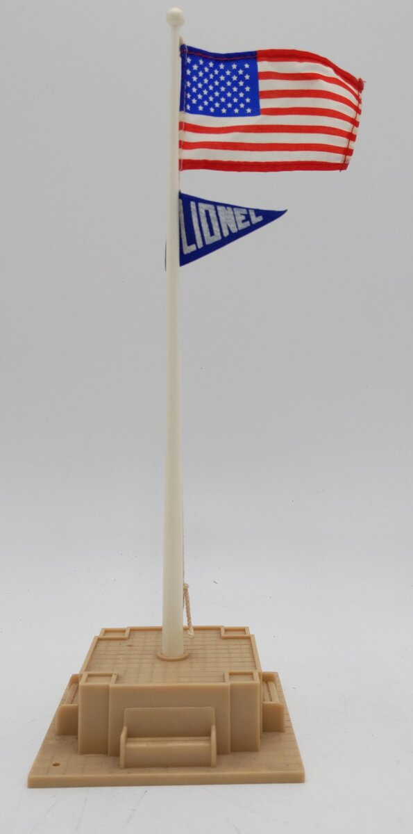 Lionel 6-2320 O / O27 Scale Flag Pole Kit EX/Box