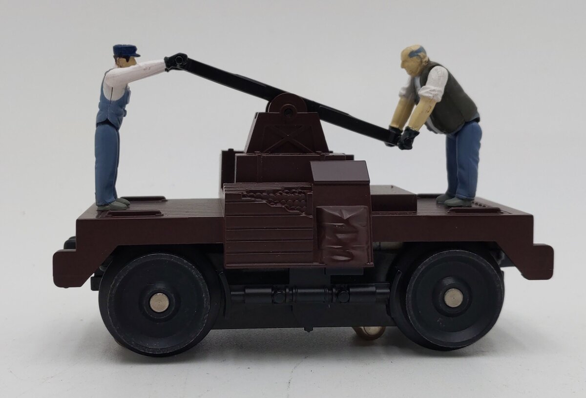 MTH 305235 O MoW Operating Handcar/maroon EX